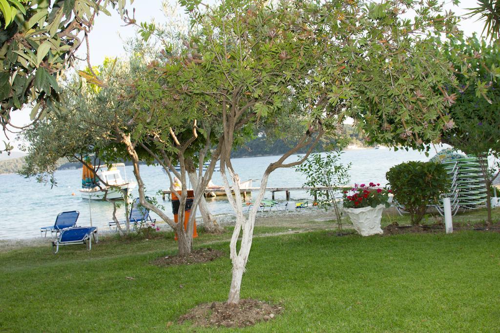 Akrogiali Studios Nydri  Extérieur photo